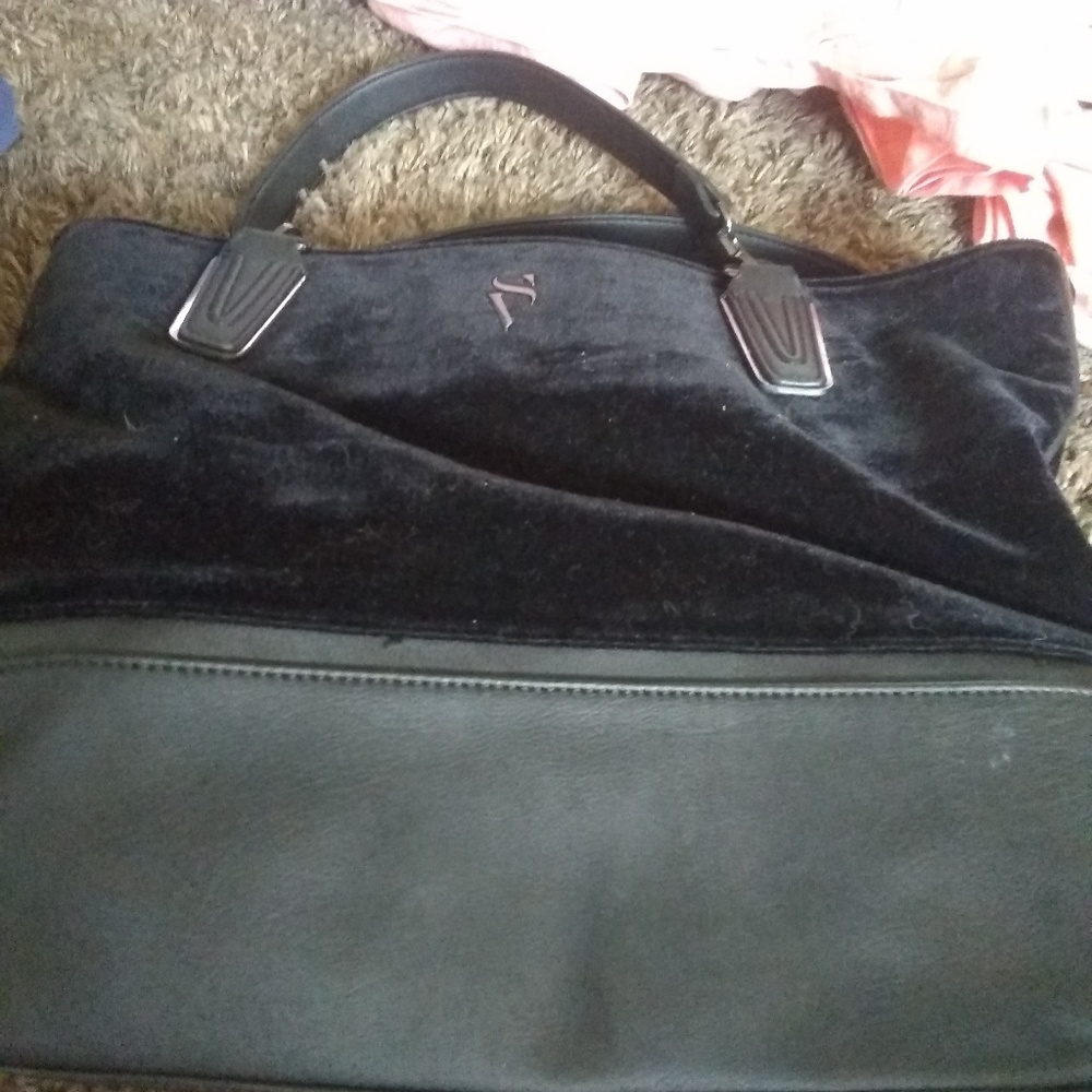 Black purse